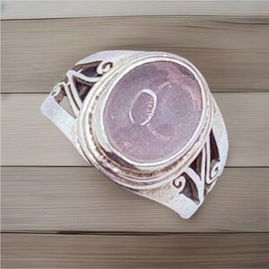 Elegant Silver and Pink Stone Ring